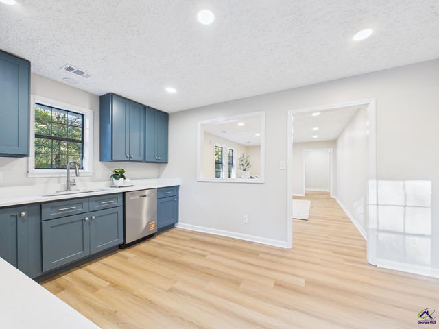 2970 Frederick Drive, Dry Branch, GA 31020