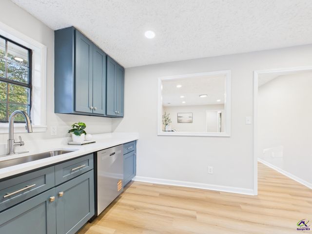 2970 Frederick Drive, Dry Branch, GA 31020