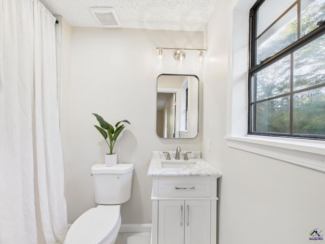 2970 Frederick Drive, Dry Branch, GA 31020