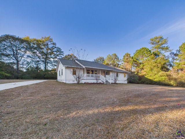 2970 Frederick Drive, Dry Branch, GA 31020