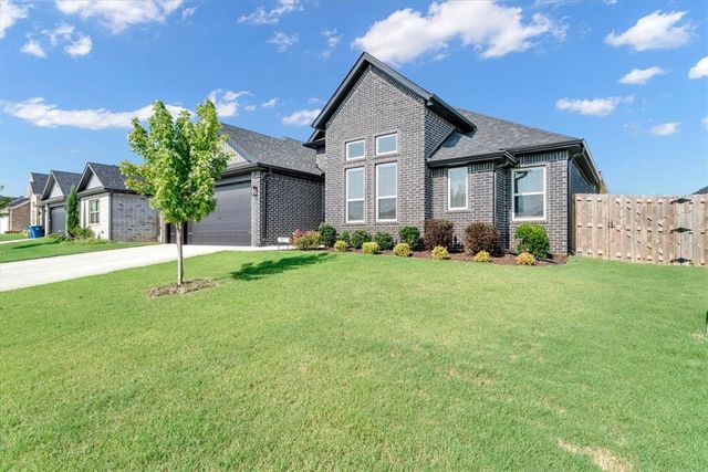 1813 Salmon Street, Pea Ridge, AR 72751