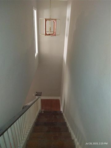 909 and 911 WEST HILLSBOROUGH AVENUE, Tampa, FL 33604