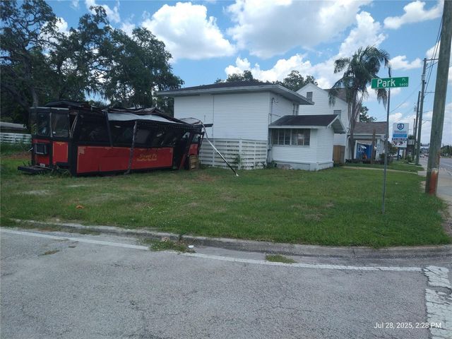 909 and 911 WEST HILLSBOROUGH AVENUE, Tampa, FL 33604