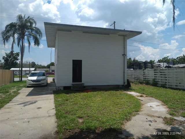 909 and 911 WEST HILLSBOROUGH AVENUE, Tampa, FL 33604