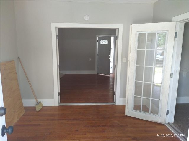 909 and 911 WEST HILLSBOROUGH AVENUE, Tampa, FL 33604