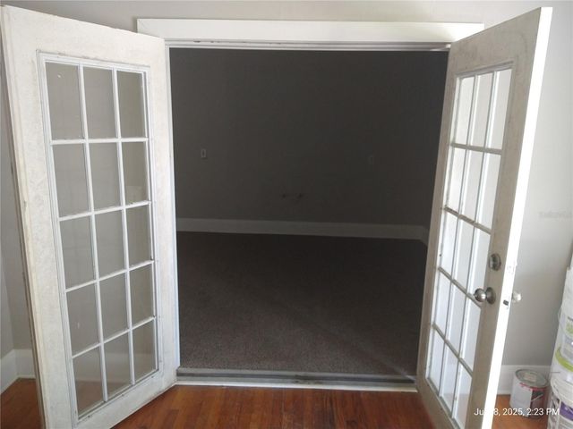 909 and 911 WEST HILLSBOROUGH AVENUE, Tampa, FL 33604