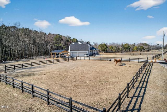 794 Cobb Road, Benson, NC 27504