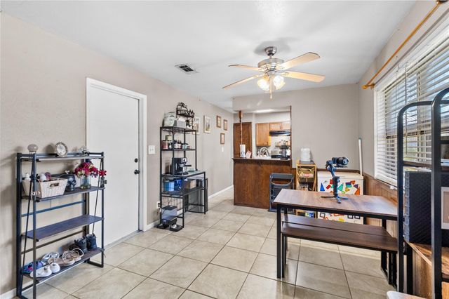 114 San Jacinto Street, Huntsville, TX 77320