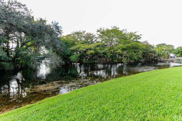 505 S Pine Island Rd B203, Fort Lauderdale, FL 33324