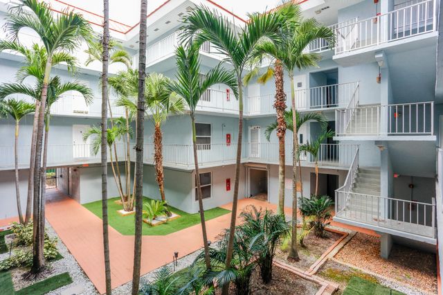 505 S Pine Island Rd B203, Fort Lauderdale, FL 33324