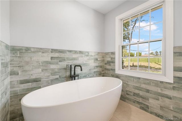 14 N Shady Road, Ardsley, NY 10502