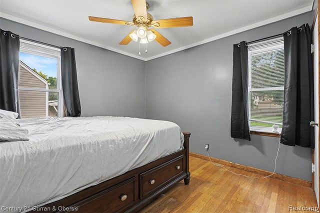 18504 Five Points Street, Detroit, MI 48240