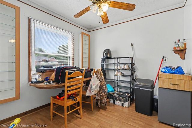 18504 Five Points Street, Detroit, MI 48240