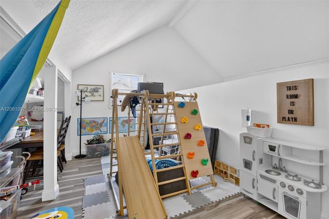 9381 NW 35th Place, Sunrise, FL 33351