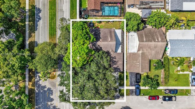 9381 NW 35th Place, Sunrise, FL 33351