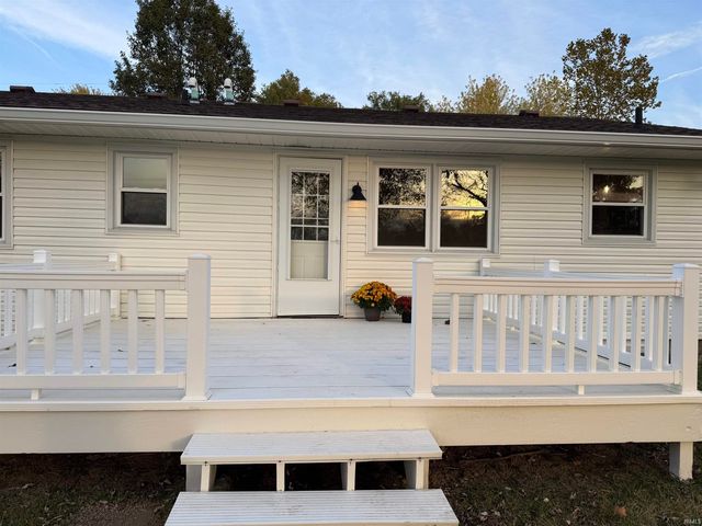 905 S County Road 550 E, Selma, IN 47383