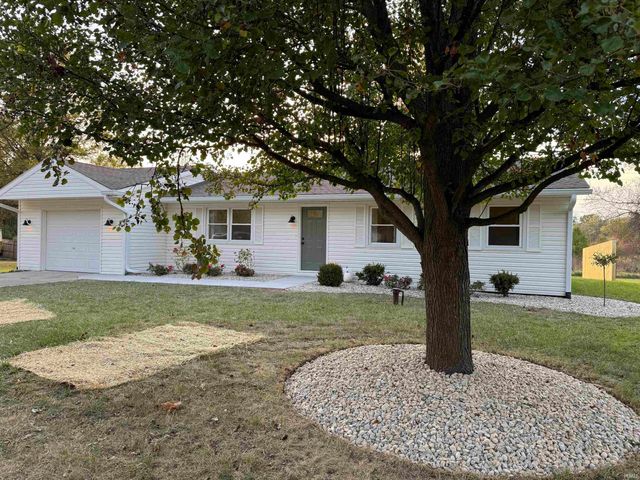 905 S County Road 550 E, Selma, IN 47383