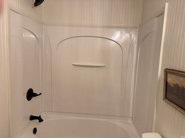 905 S County Road 550 E, Selma, IN 47383