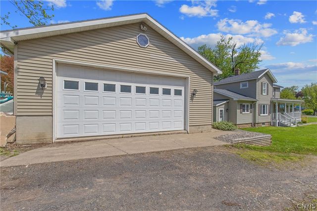 2727 State Route 48, Minetto, NY 13115