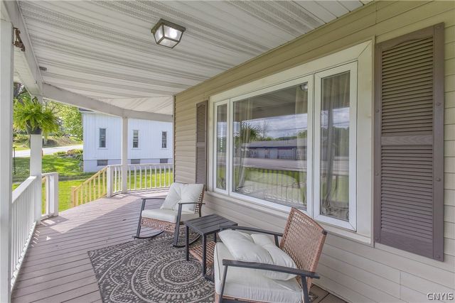 2727 State Route 48, Minetto, NY 13115