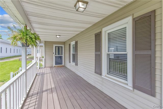 2727 State Route 48, Minetto, NY 13115