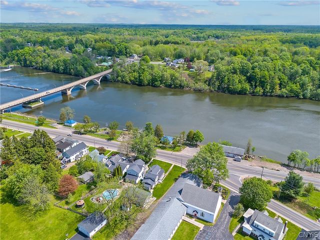 2727 State Route 48, Minetto, NY 13115