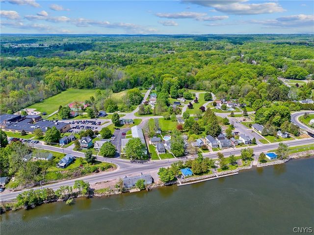 2727 State Route 48, Minetto, NY 13115