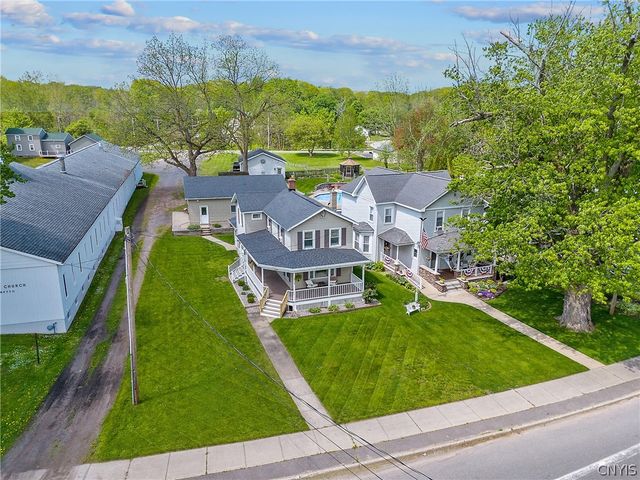 2727 State Route 48, Minetto, NY 13115
