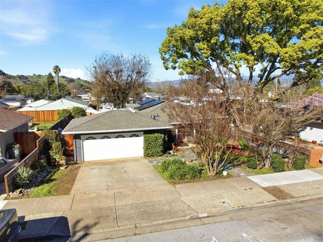 545 W Dunne Avenue, Morgan Hill, CA 95037