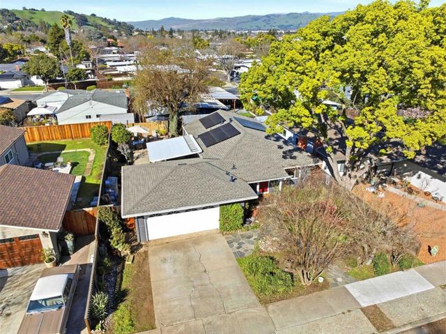 545 W Dunne Avenue, Morgan Hill, CA 95037