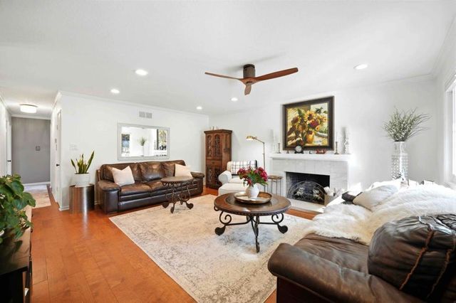 545 W Dunne Avenue, Morgan Hill, CA 95037