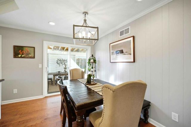 545 W Dunne Avenue, Morgan Hill, CA 95037