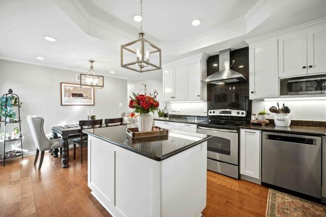 545 W Dunne Avenue, Morgan Hill, CA 95037