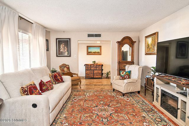 1012 Cedardale Drive, Las Cruces, NM 88005