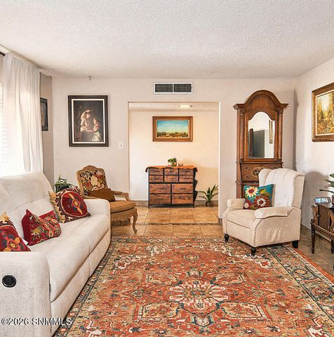 1012 Cedardale Drive, Las Cruces, NM 88005