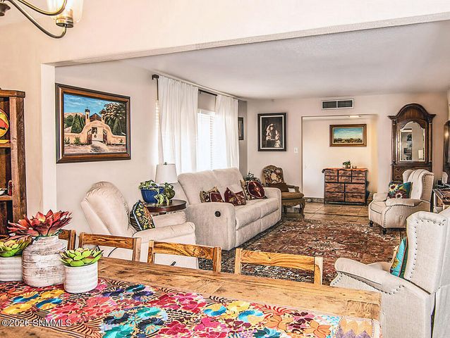 1012 Cedardale Drive, Las Cruces, NM 88005