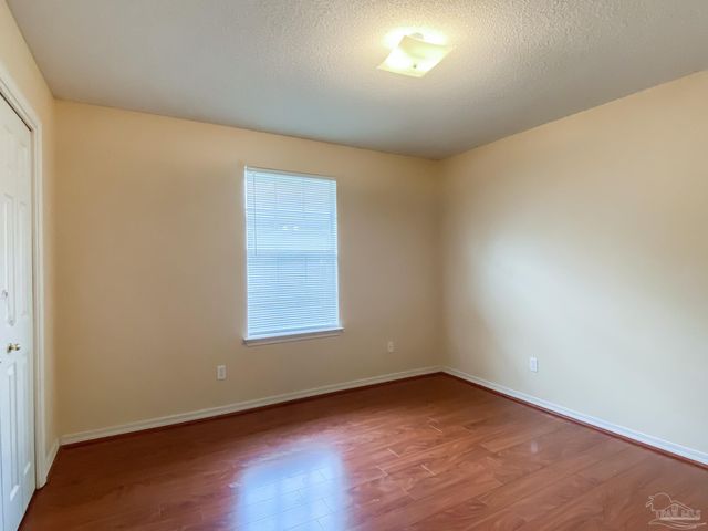 9121 Sebring Dr, Pensacola, FL 32506