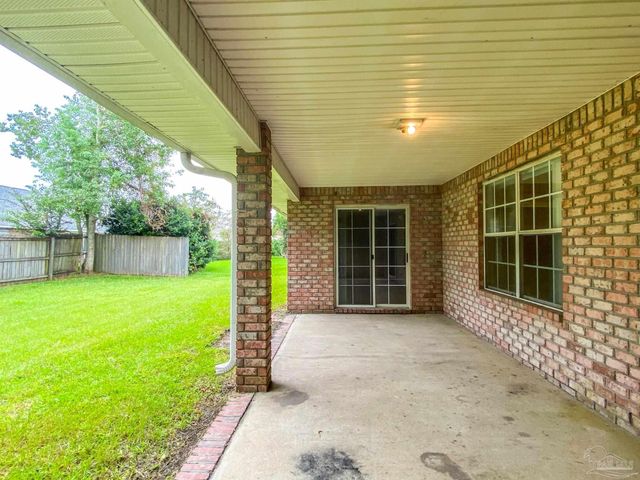 9121 Sebring Dr, Pensacola, FL 32506