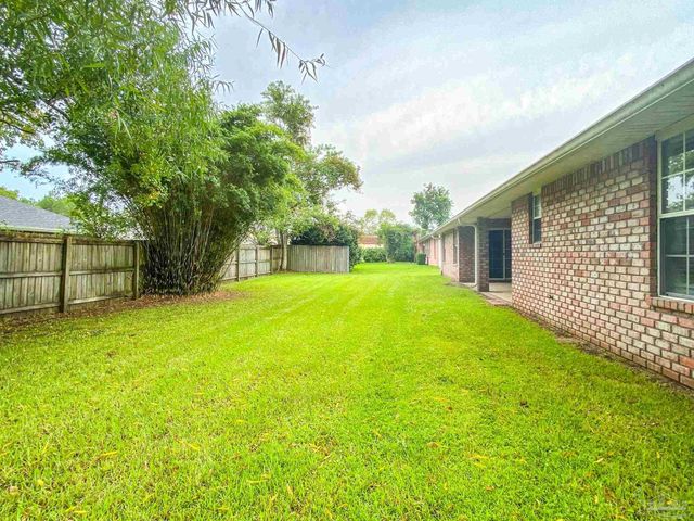 9121 Sebring Dr, Pensacola, FL 32506