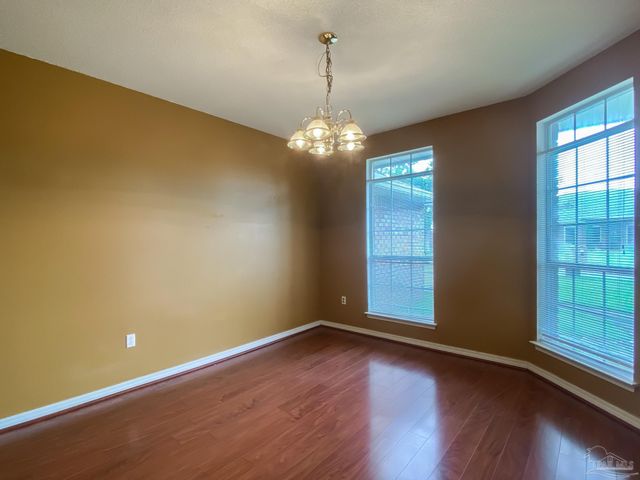 9121 Sebring Dr, Pensacola, FL 32506