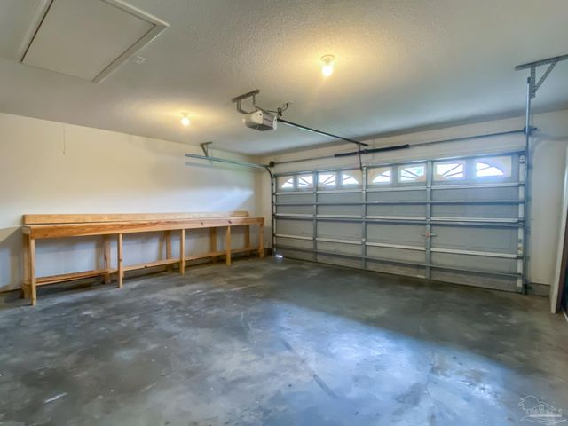 9121 Sebring Dr, Pensacola, FL 32506