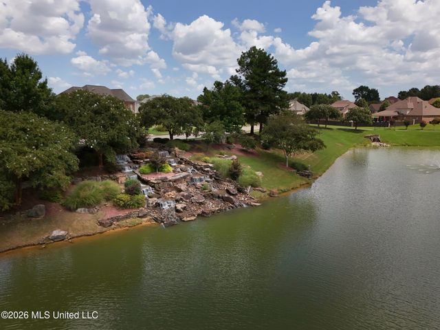 4155 Dawkins Farm Drive, Olive Branch, MS 38654