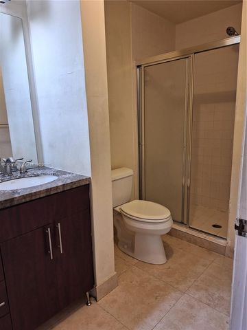 704 NW 92nd Ave 704, Plantation, FL 33324