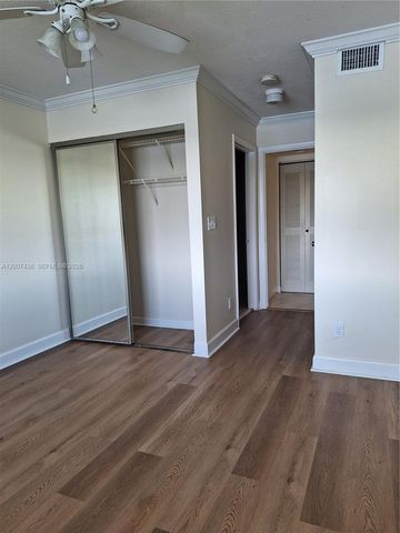 704 NW 92nd Ave 704, Plantation, FL 33324