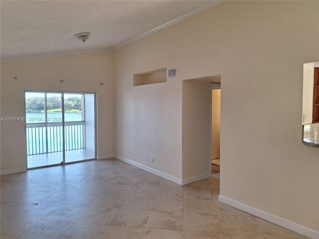 704 NW 92nd Ave 704, Plantation, FL 33324