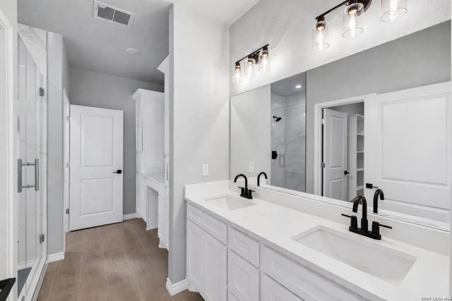 23206 Silver Chalice, Elmendorf, TX 78112