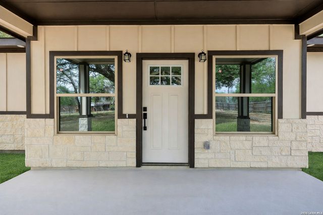 23206 Silver Chalice, Elmendorf, TX 78112