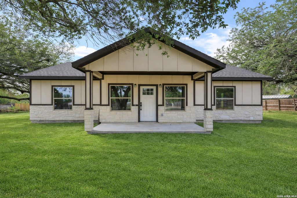 23206 Silver Chalice, Elmendorf, TX 78112