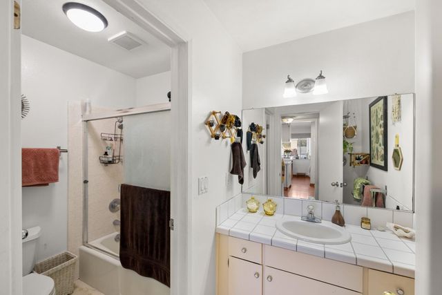116 16th Street, Pacific Grove, CA 93950
