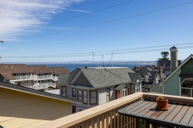 116 16th Street, Pacific Grove, CA 93950